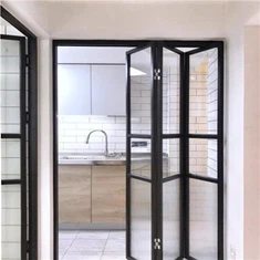 Tofoldede dører som åpnes innover